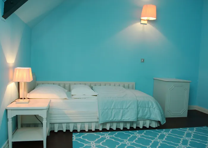 Boutique Dobra 4* בובק